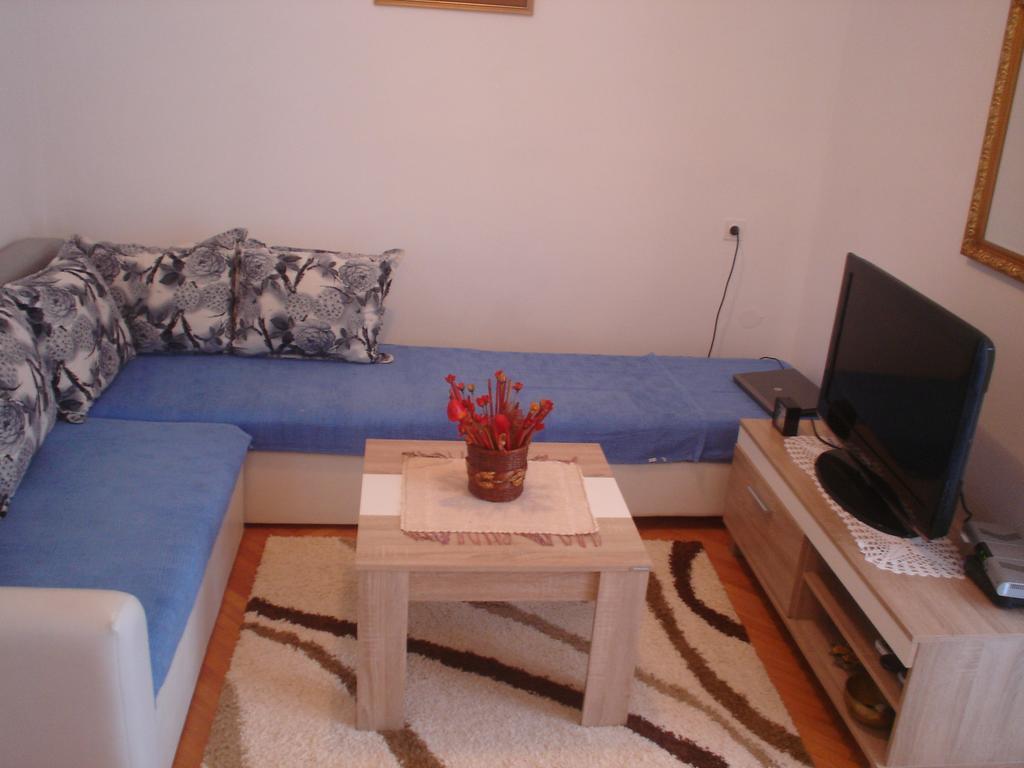 Apartment Babin Do